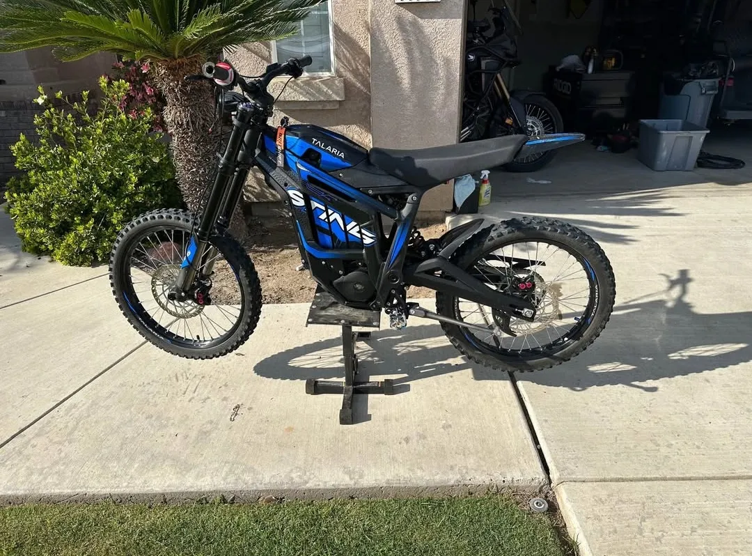 1212 TALARIA STING MX4 - Image 1