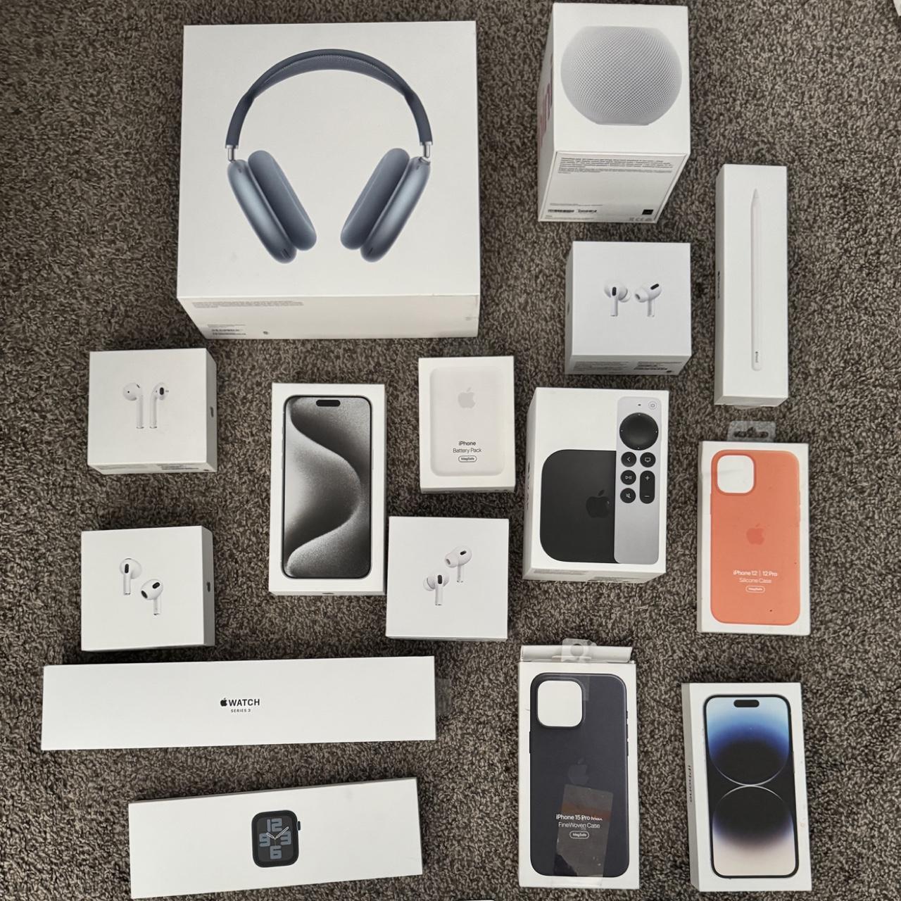 P0 (5) Apple White and Grey Phone-cases - Image 1